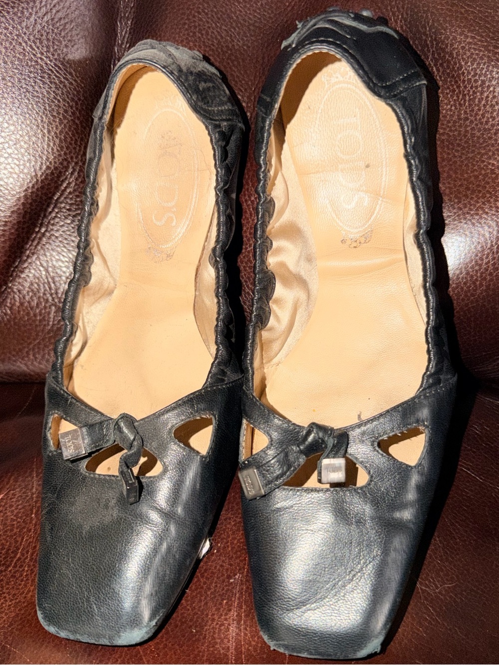 Tod’s Black Leather Ballerina Flats with Tassels, Size 37.5
